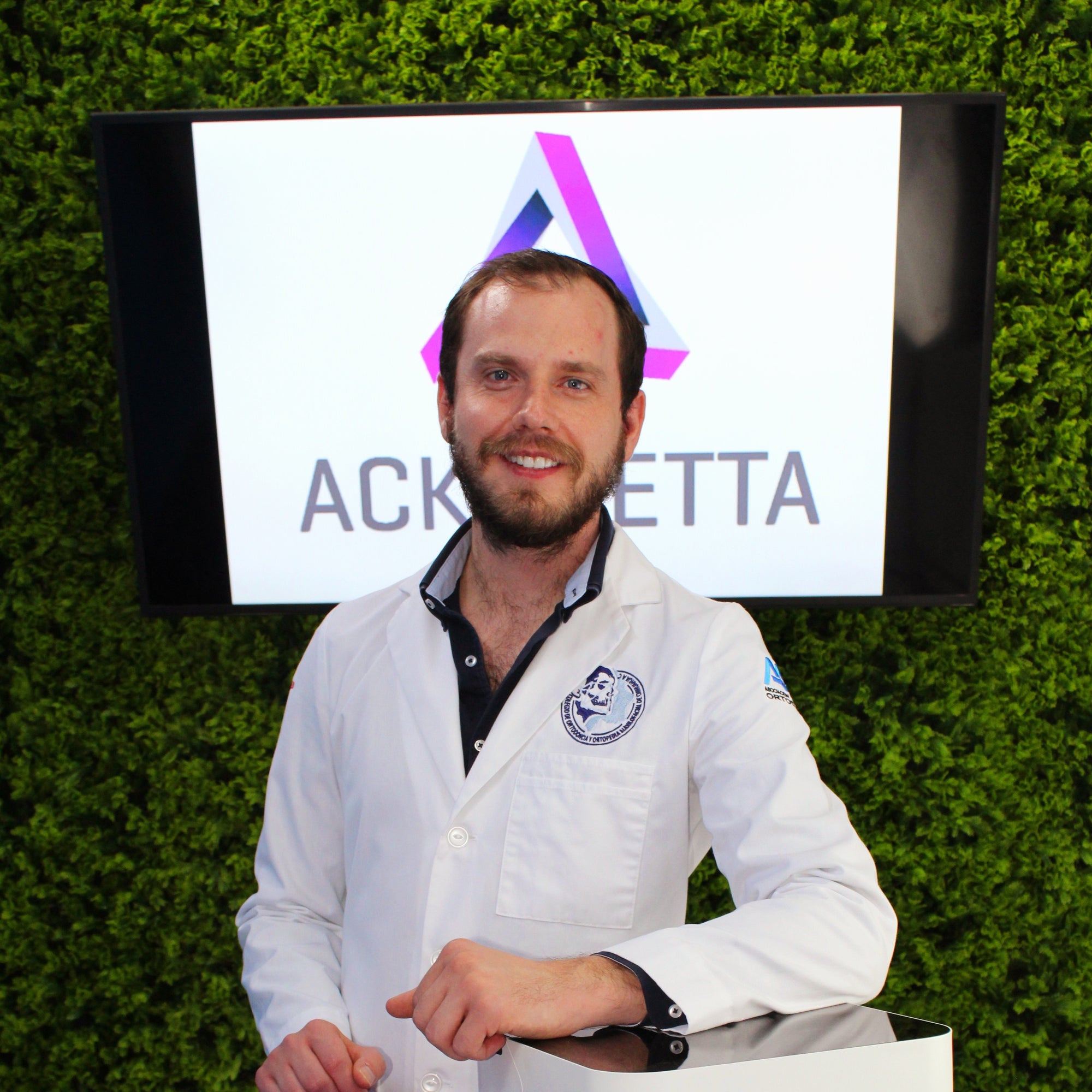 Dr. Fermin Ocanas, Orthodontist and speaker for Ackuretta